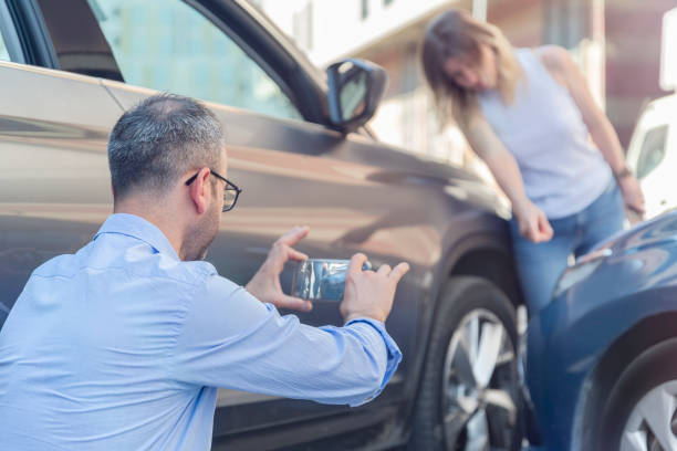 Professional Sr22 Insurance technician working in Carson, CA